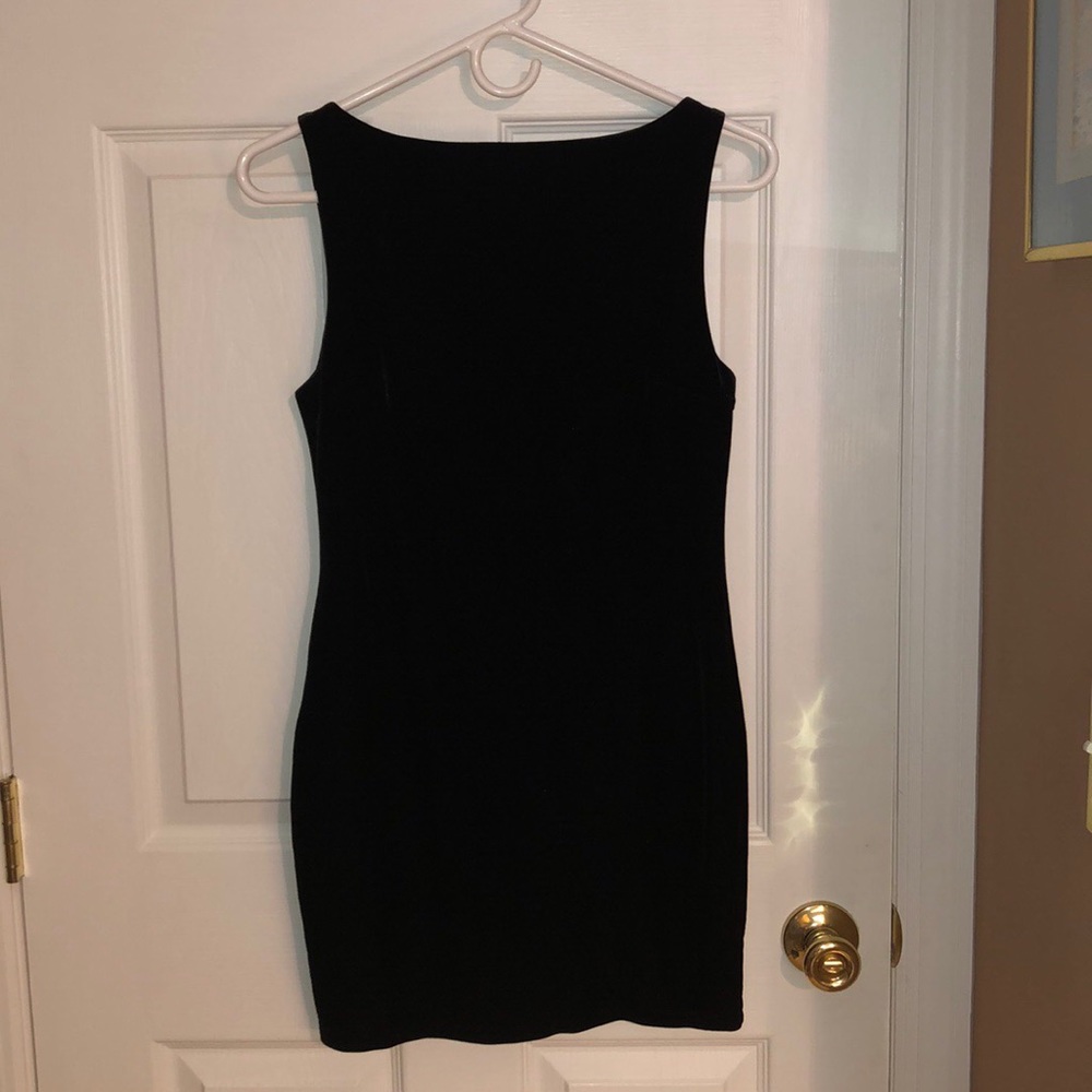 Velvet short black dress
